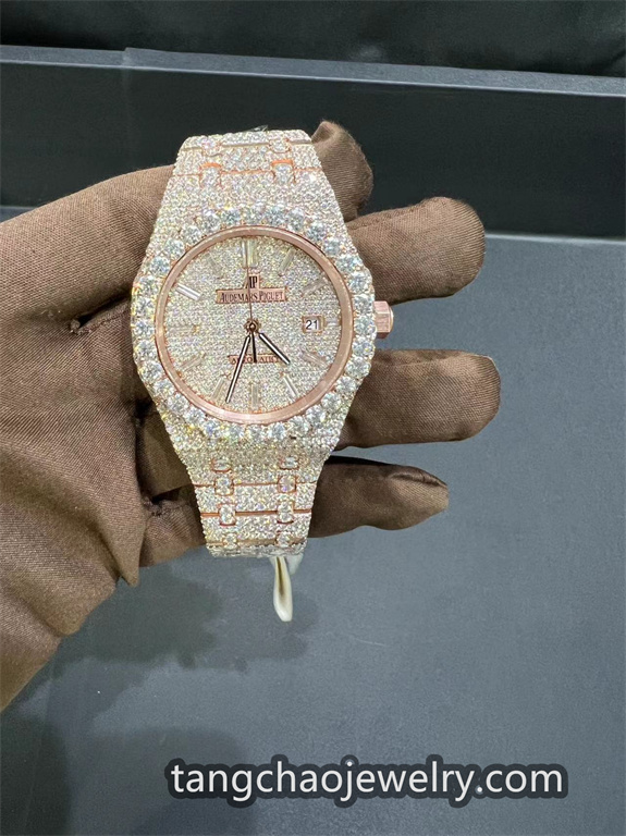 VVS Moissanite Audemars Piguet 15400 41MM Rose Gold - Image 3