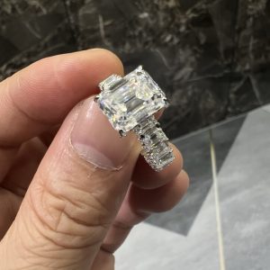 VVS Moissanite 925 Silver EMERALD Luxury Ring White Gold