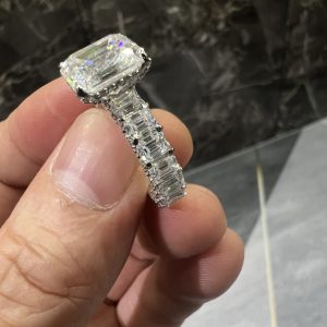 VVS Moissanite 925 Silver EMERALD Luxury Ring White Gold