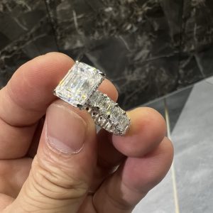 VVS Moissanite 925 Silver EMERALD Luxury Ring White Gold
