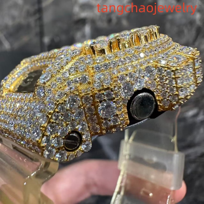 VVS Moissanite Casio G-SHOCK GM-6900